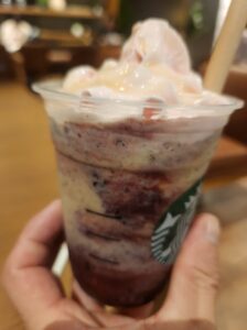 スタバのアサイーおいしい